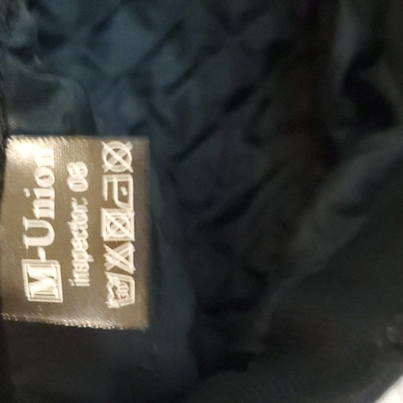 Women's Black Lined Cap - Picture 3 of 4